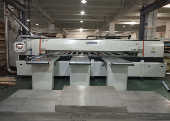 2.2KW Power Diamond Circular Saw Blade / Cnc Circular Saw Machine With 45° Tilting Table